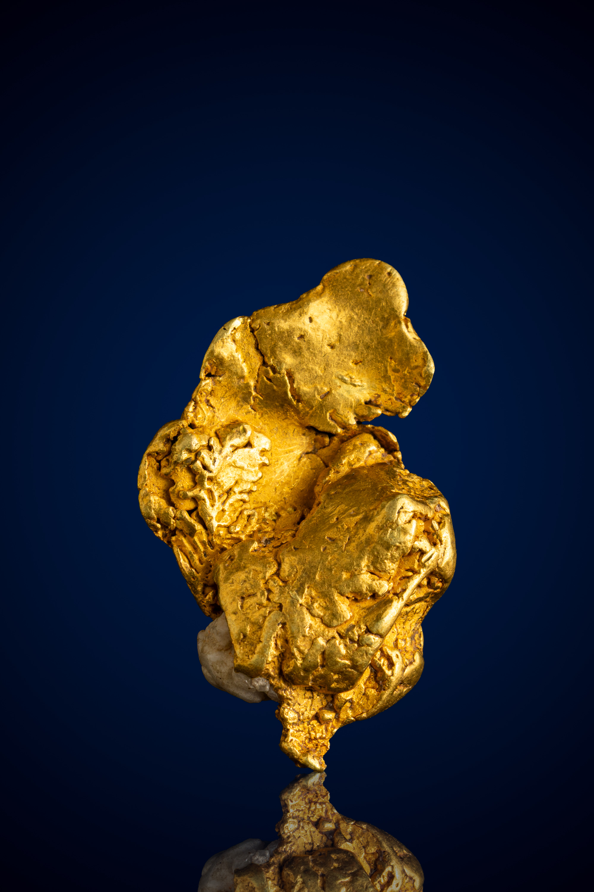 Sculptural, Beautiful Natural Gold Nugget - Alaska - 18.62 grams (image for) Sculptural, Beautiful Natural Gold Nugget - Alaska - 18.62 grams